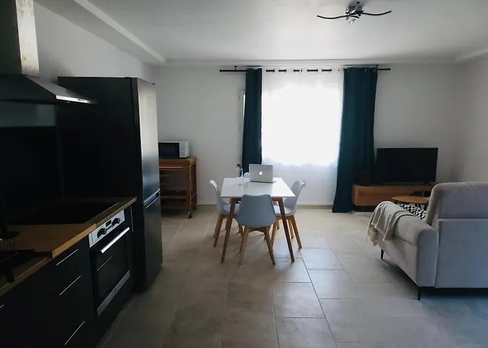 Paisible Pour 4 Personnes * Μονπελιέ
